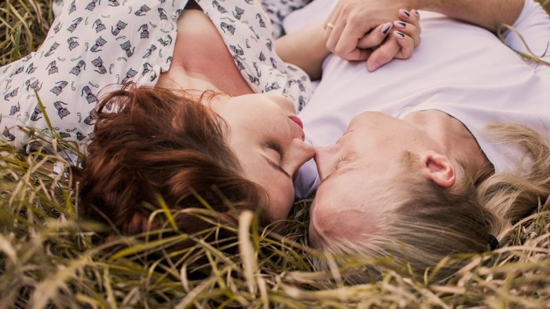 Cum stii ca esti atrasa de partenerul tau